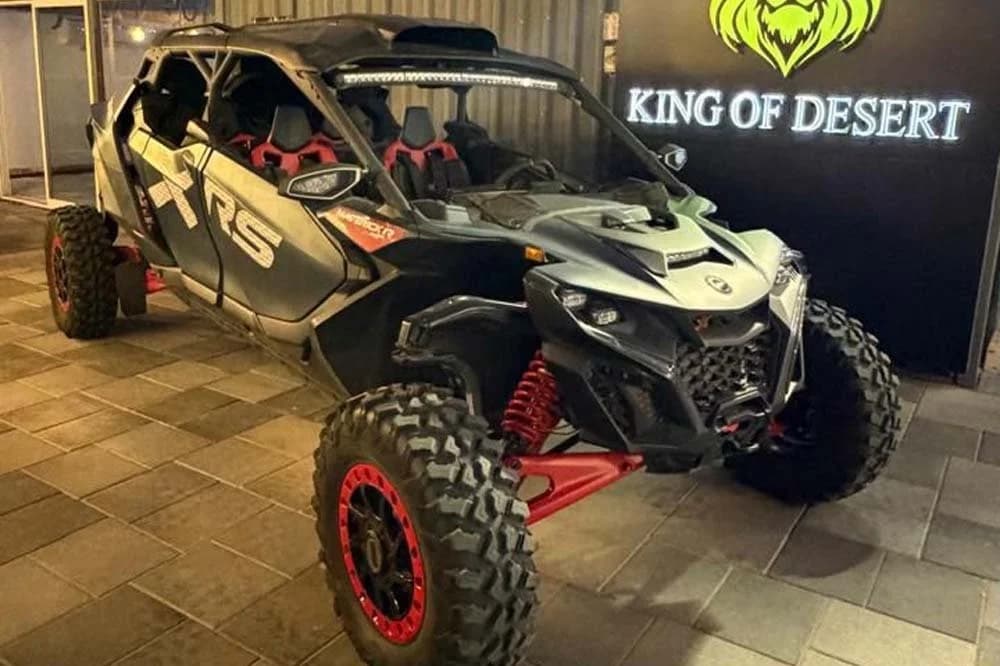 Maverick R 4-seat dune buggy Dubai desert