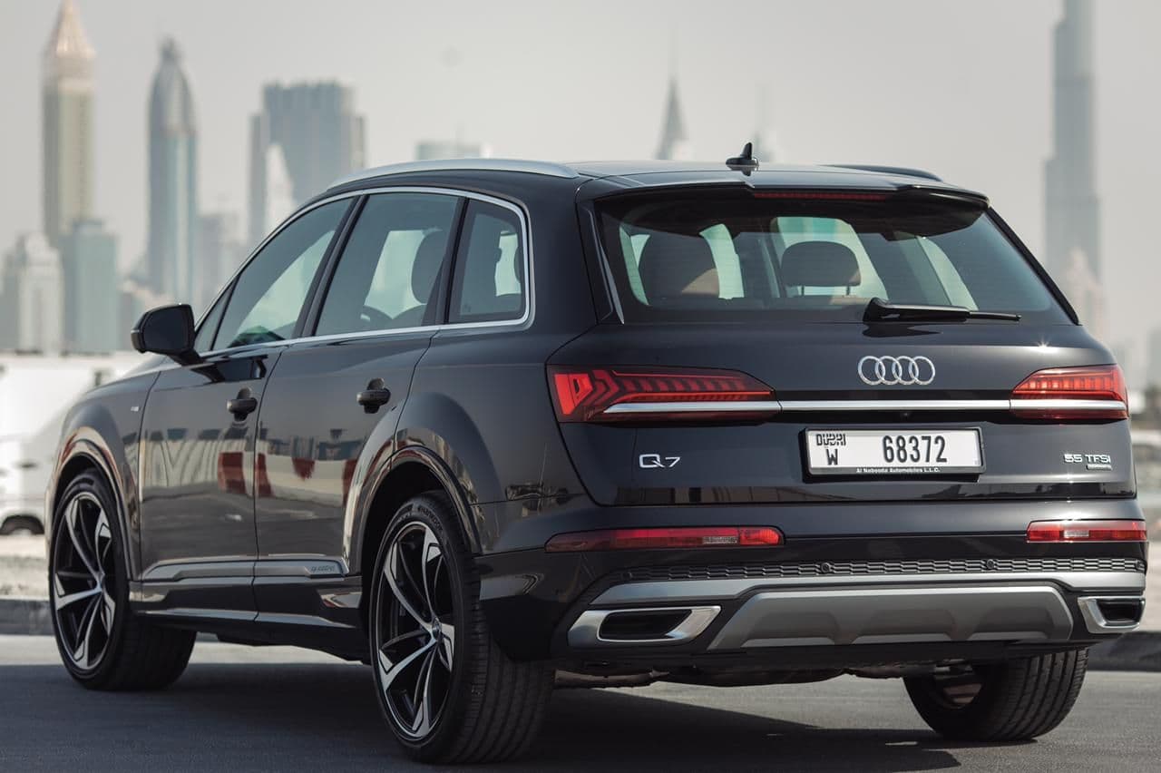 AUdi Q7 2021 rental Dubai