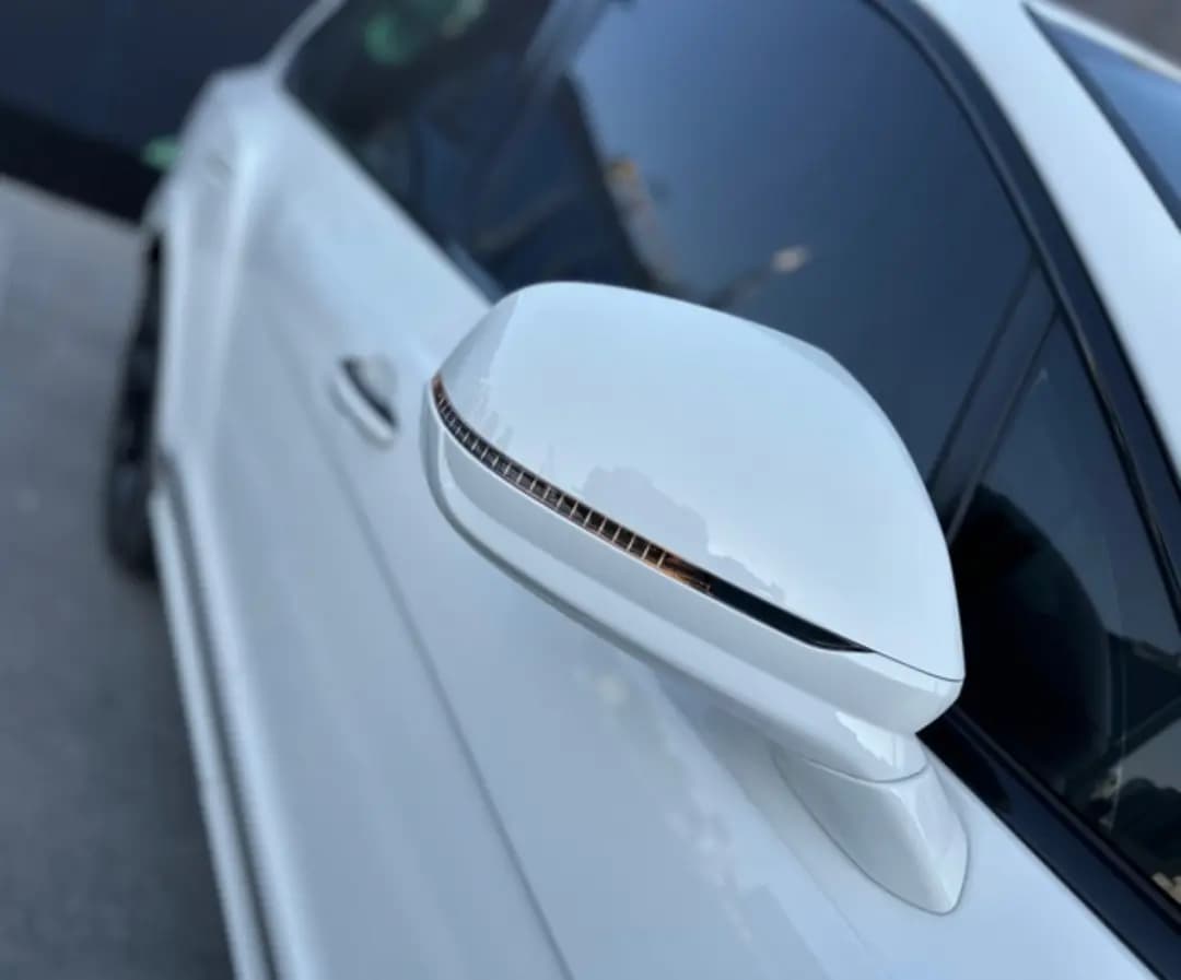 BEntley BENTAYGA 2022 rental Dubai