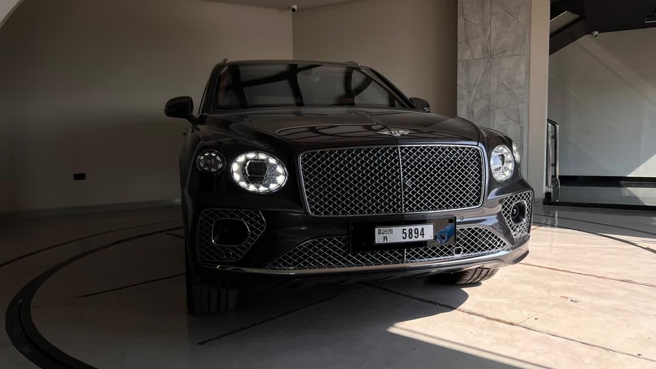 Bentley Bentayga 2023