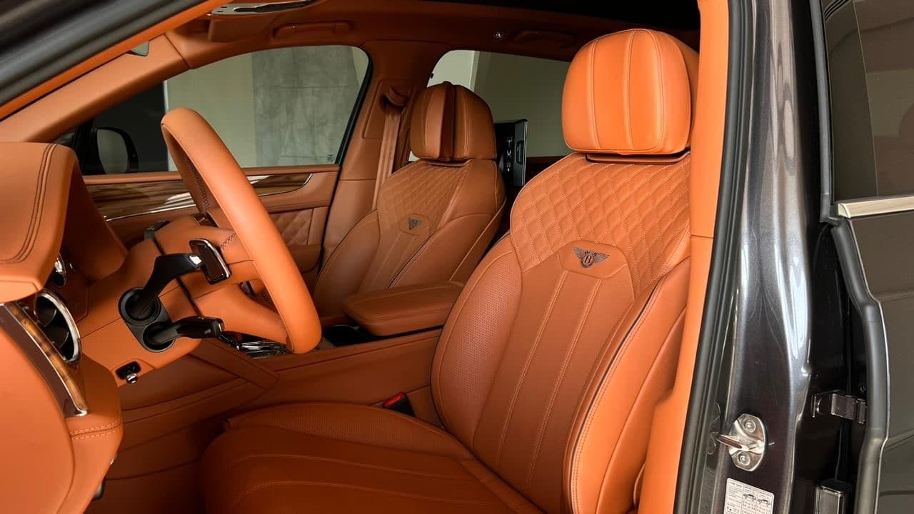 BEntley Bentayga 2023 rental Dubai