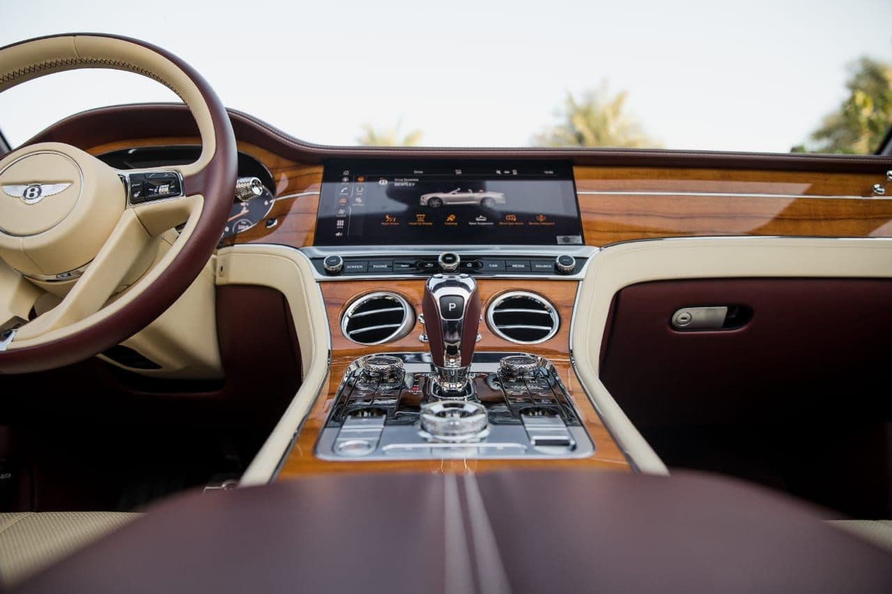 BEntley GTC Continental 2022 rental Dubai