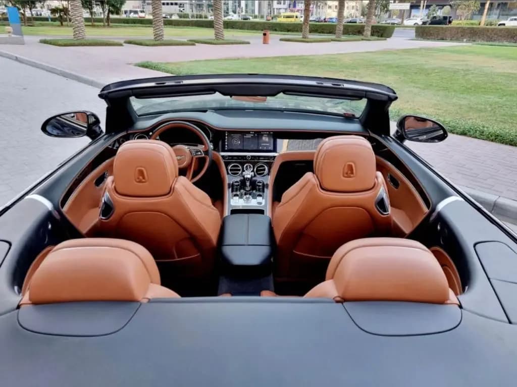BEntley Continental GT Convertiblie () Black 2020 rental Dubai