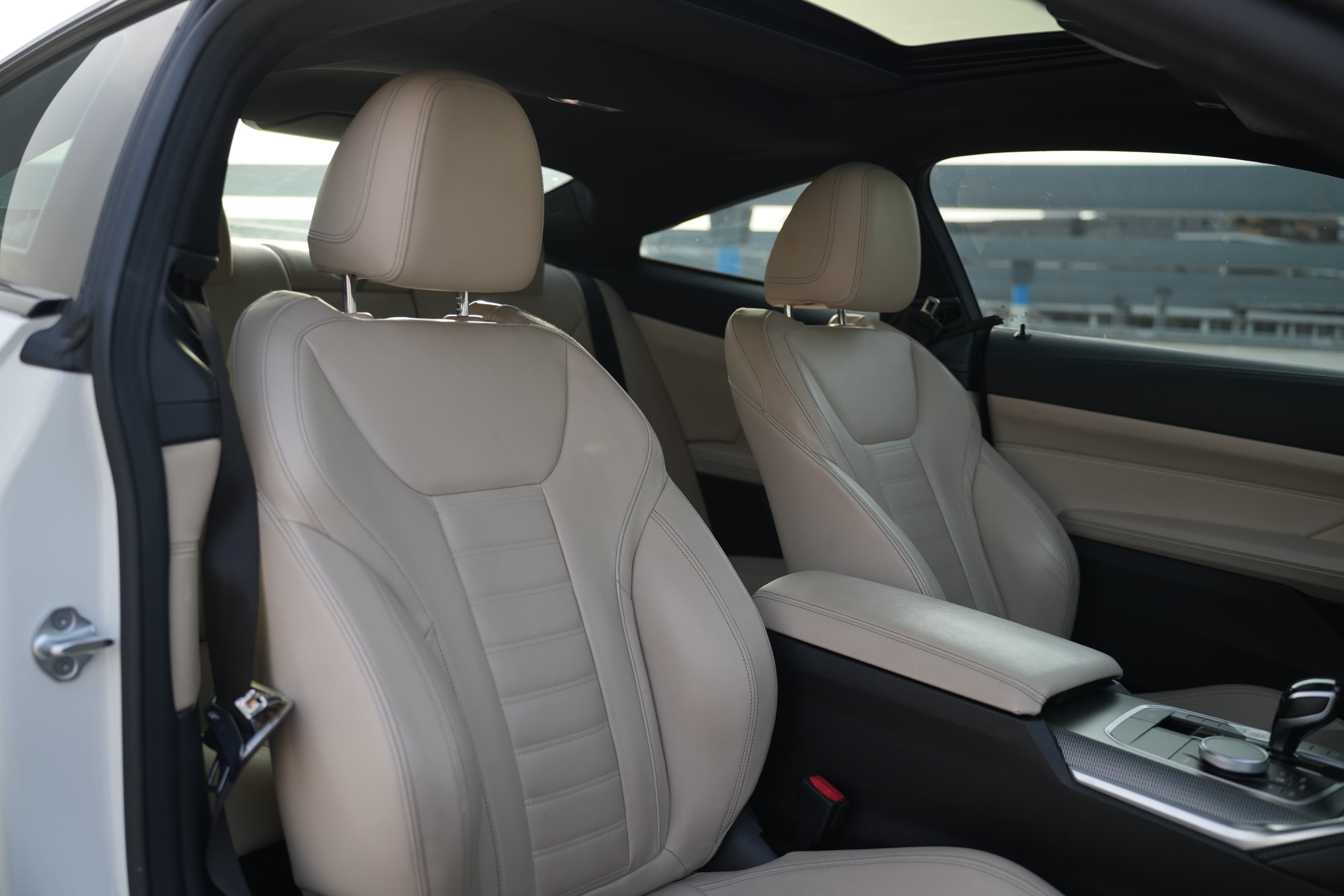 BMW M440i 2021 rental Dubai