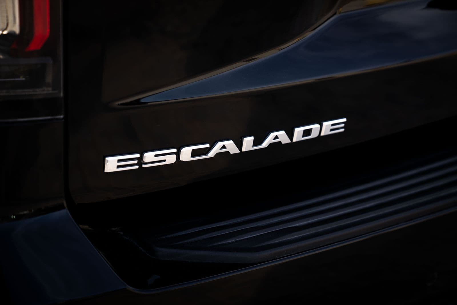 CAdillac Escalade 2024 rental Dubai