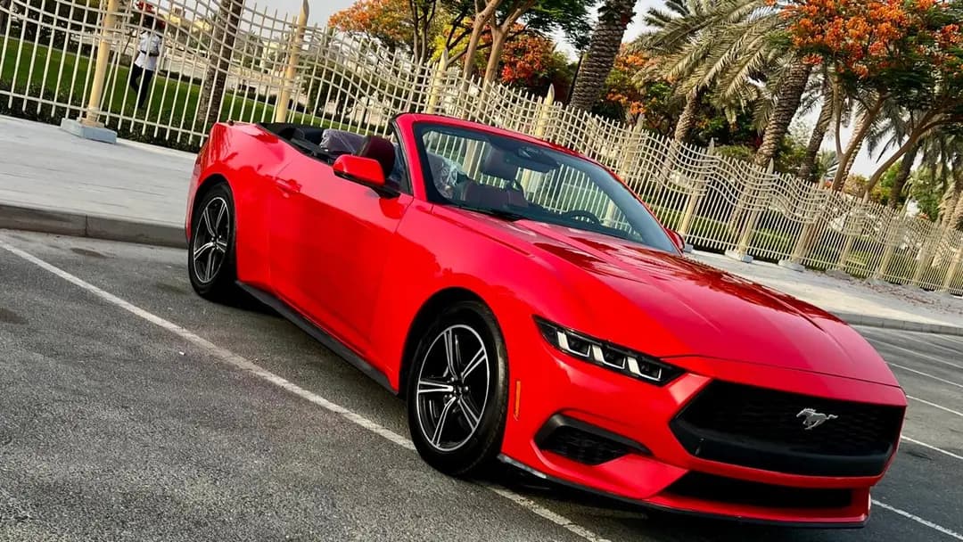 FOrd MUSTANG CABRIOLET 2025 rental Dubai