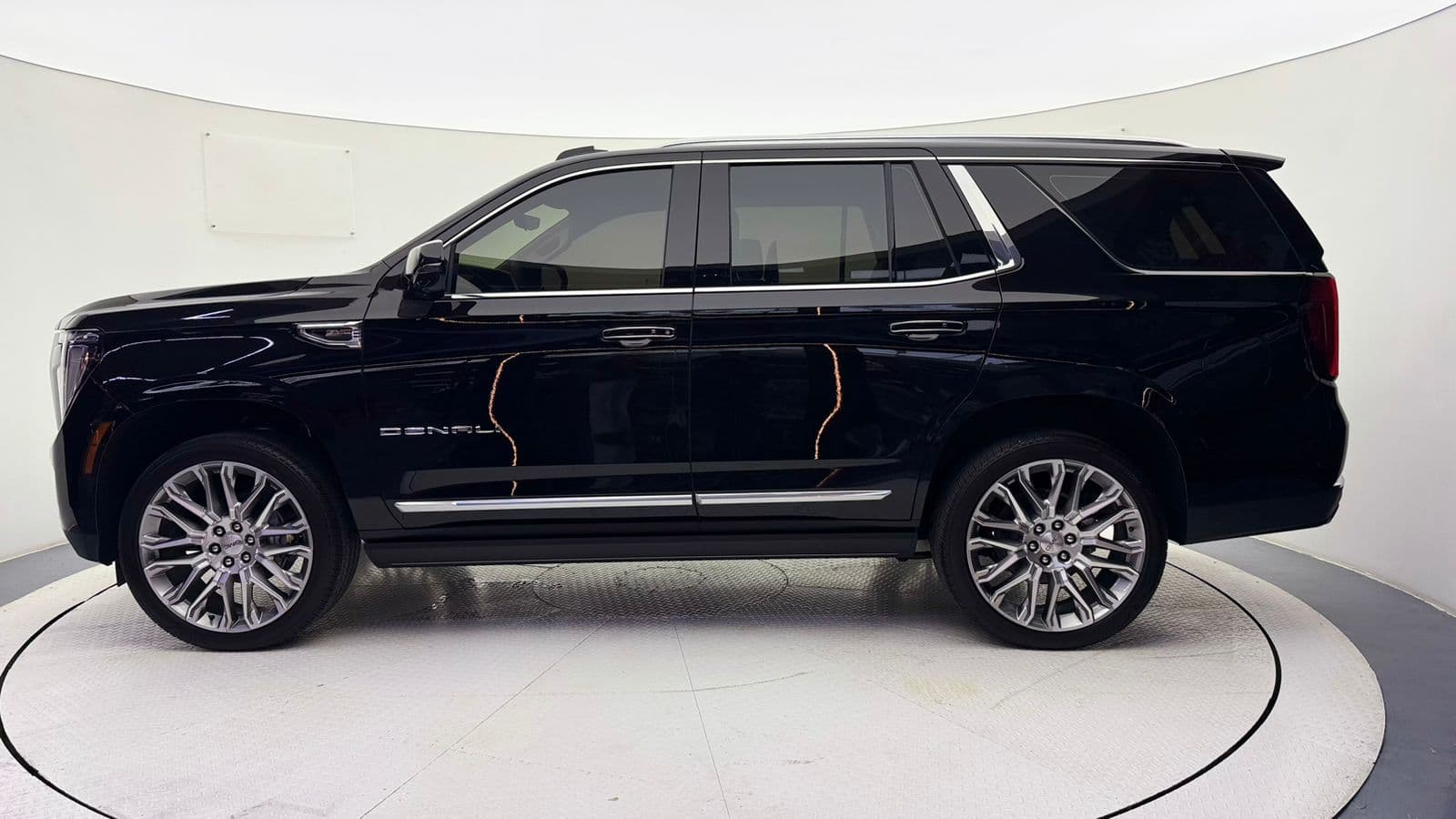 GMC YUKON DENALI 2025 rental Dubai
