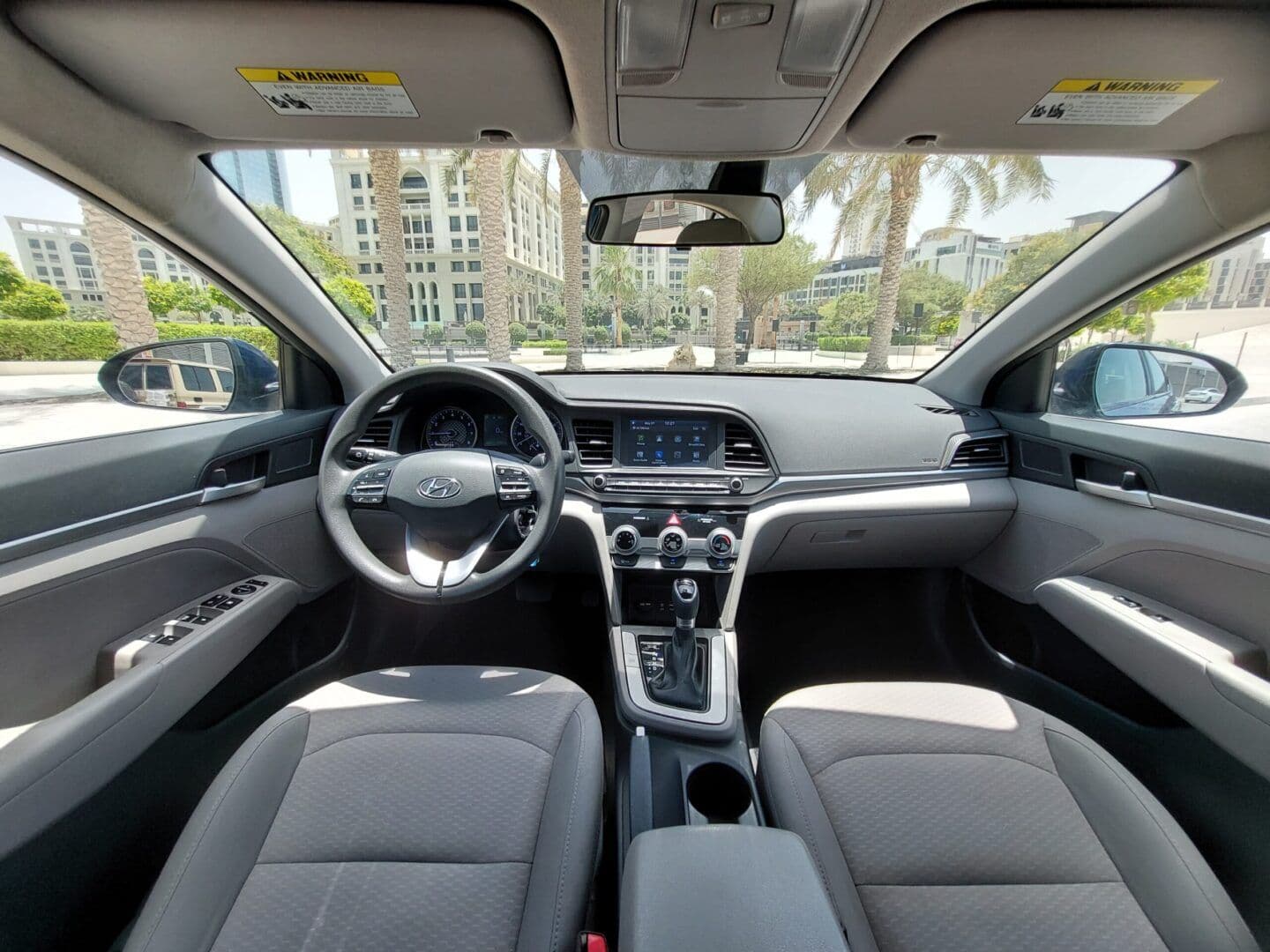 Hyundai Elantra 2022