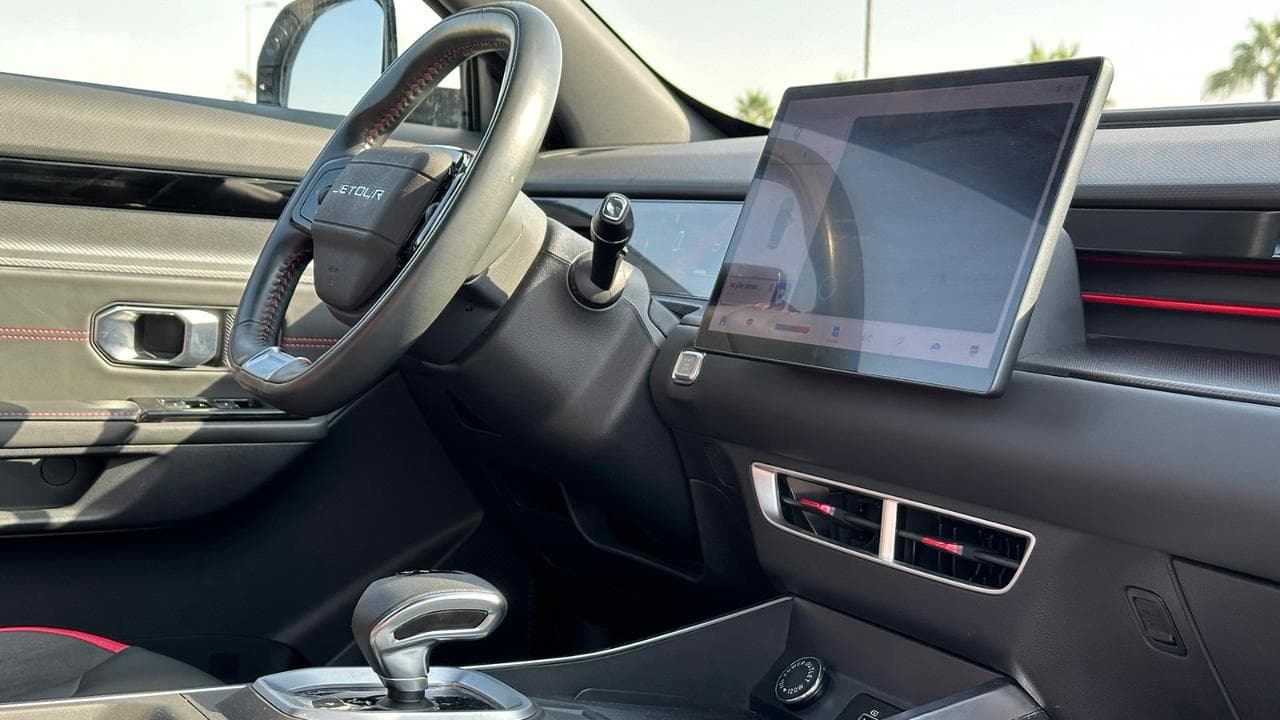 JEtour Dashing  Model 2024 rental Dubai