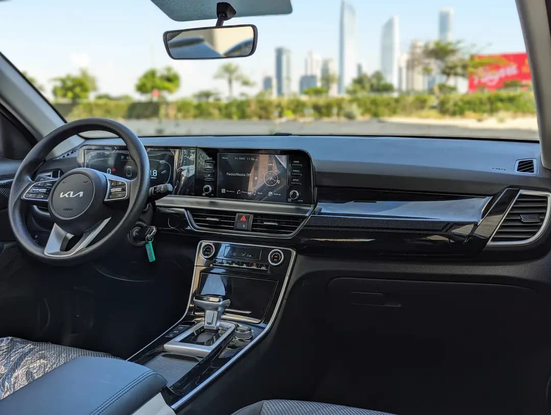 Kia Seltos 2024 rental Dubai