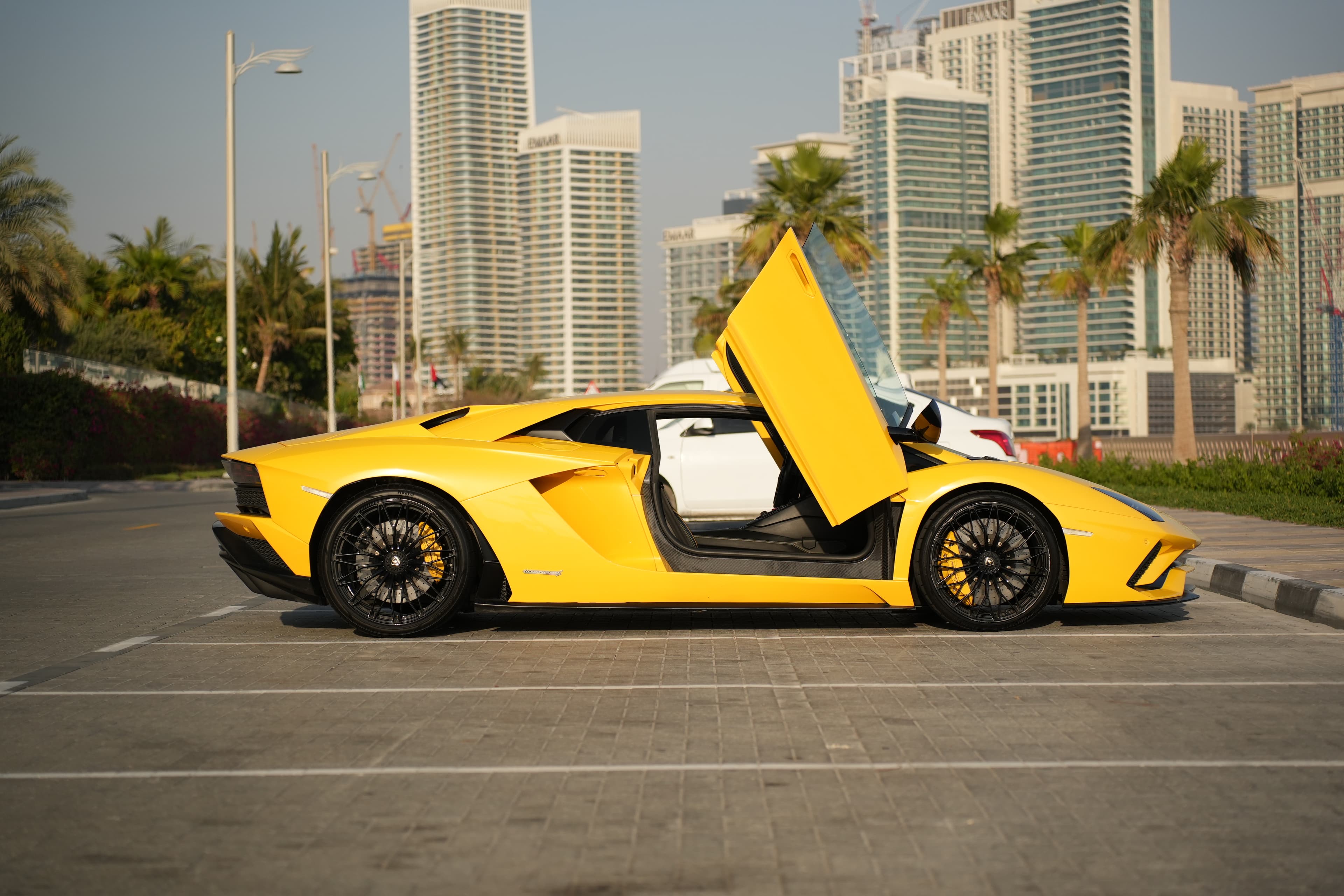 LAmborghini Aventador 2021 rental Dubai