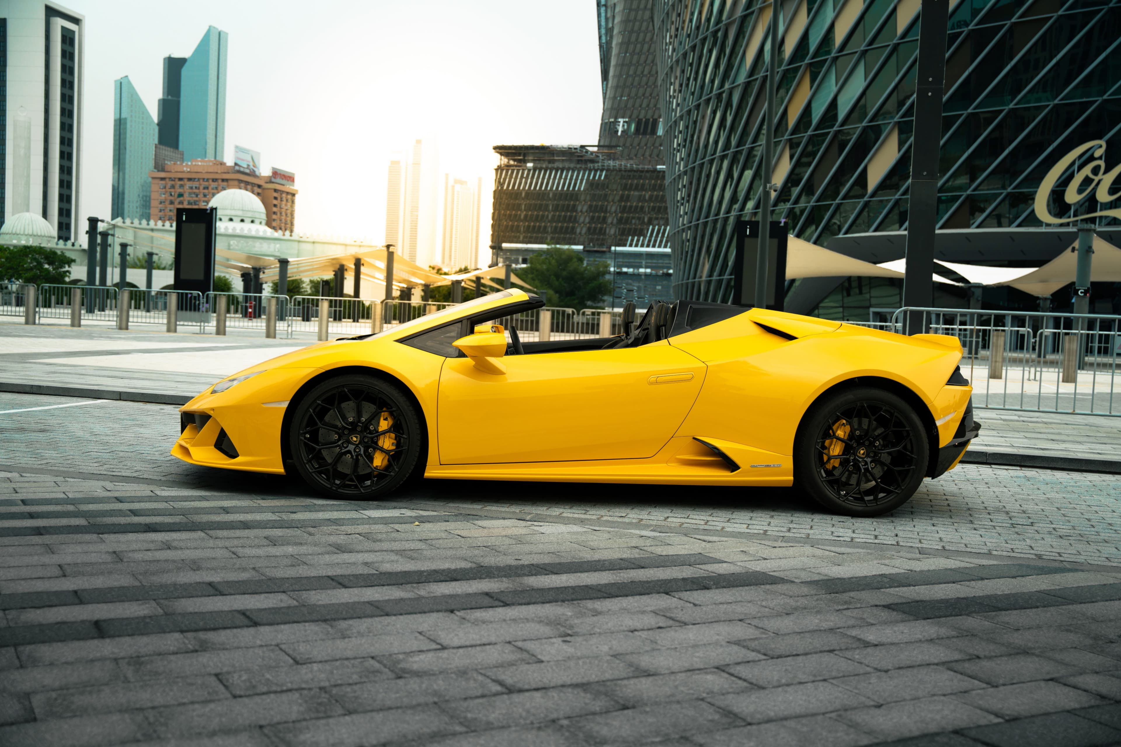 LAmborghini EVO SPYDER 2025 rental Dubai