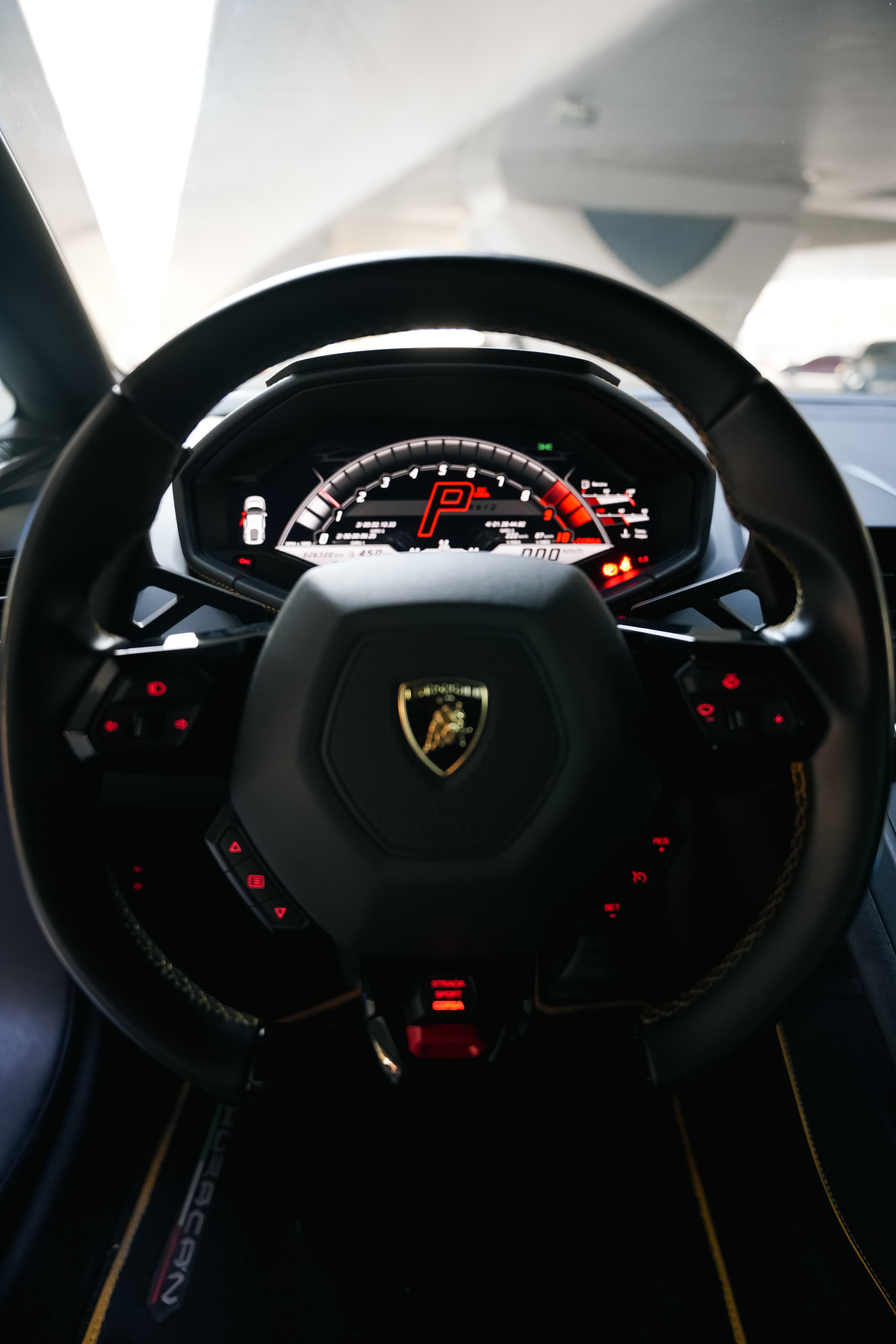LAmborghini Huracan EVO Coupe 2022 rental Dubai