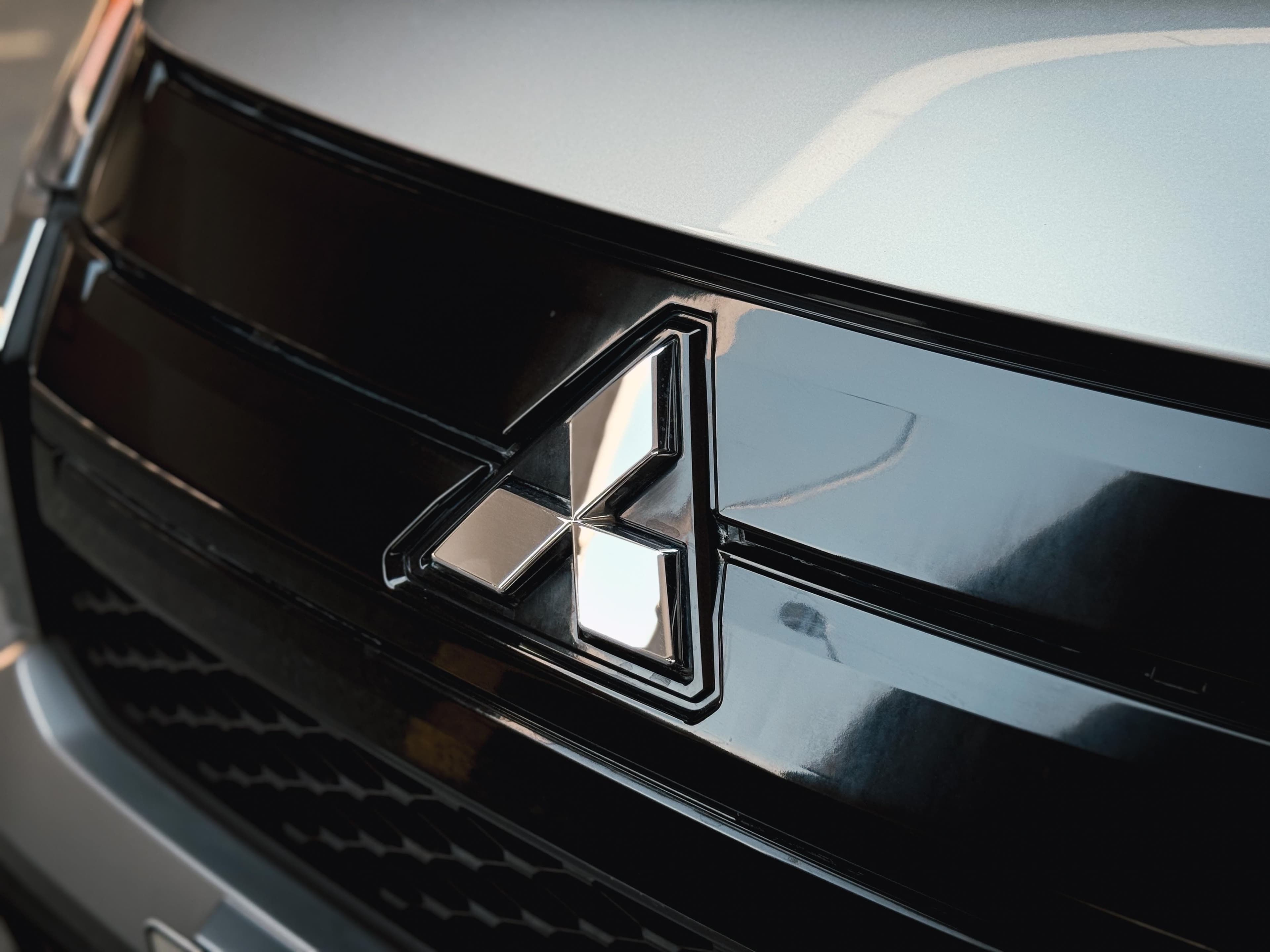 MItsubishi Xpander 2025 rental Dubai