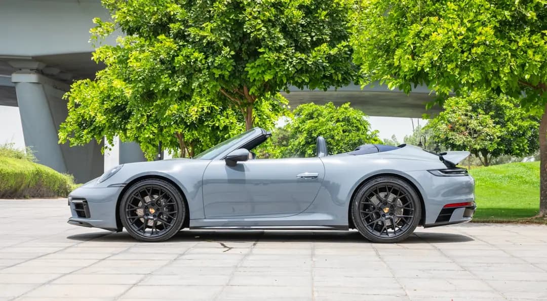 POrsche 911 Carrera 4s 2024 rental Dubai