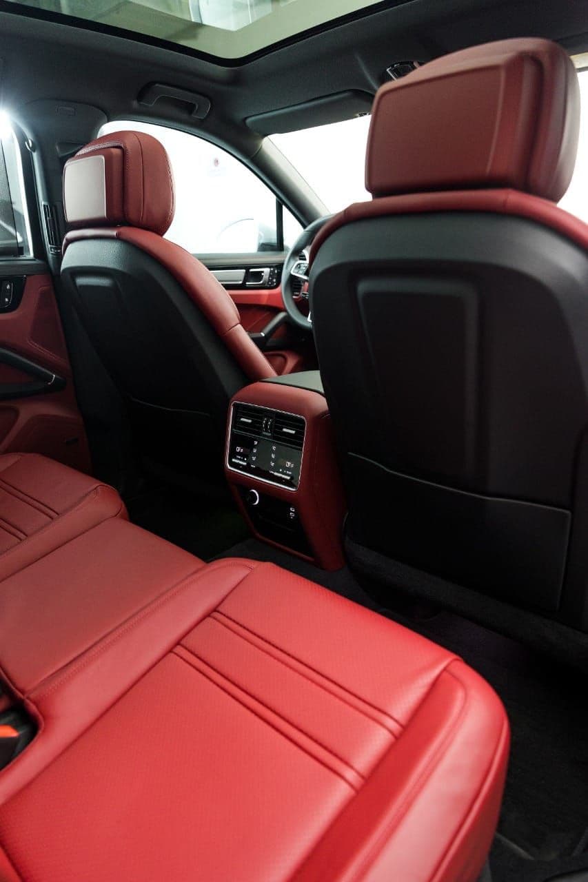 POrsche Cayenne 2023 rental Dubai