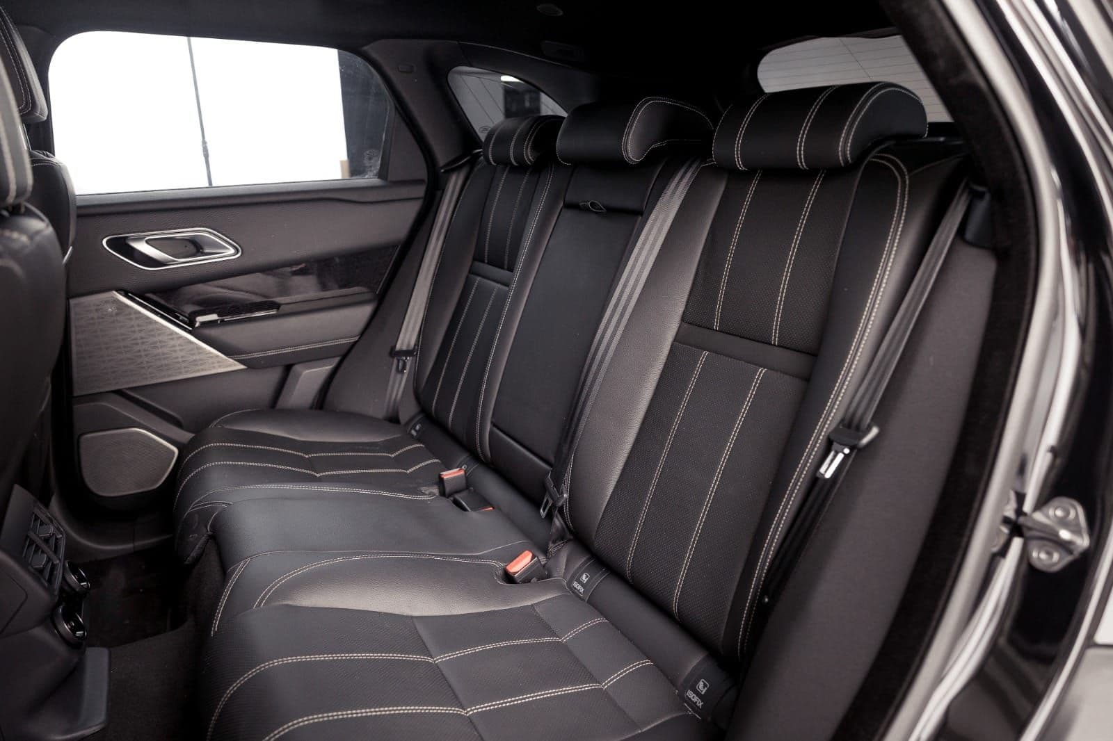 RAnge Rover Velar 2024 rental Dubai