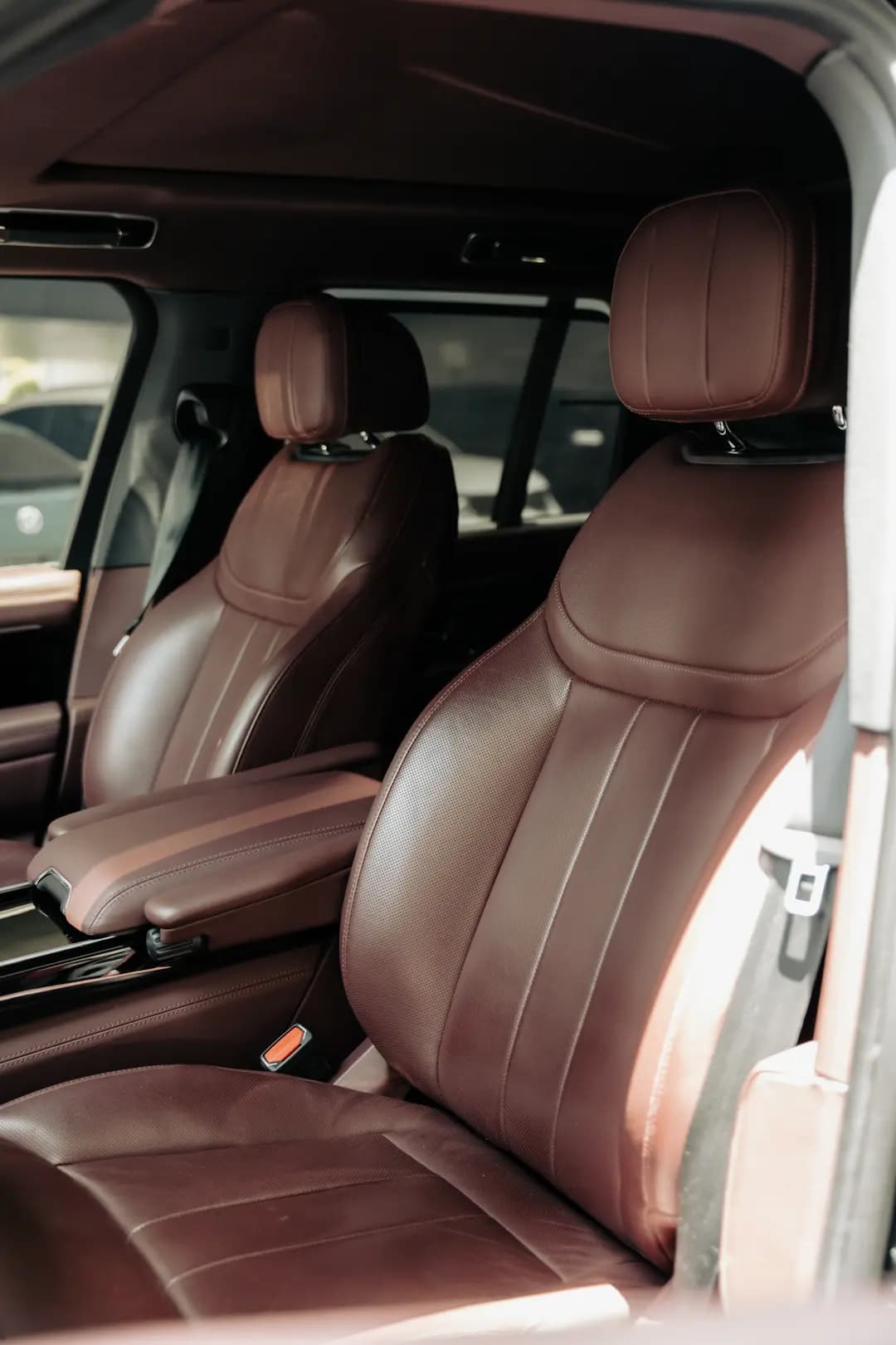 RAnge Rover Vogue HSE P530 2023 rental Dubai