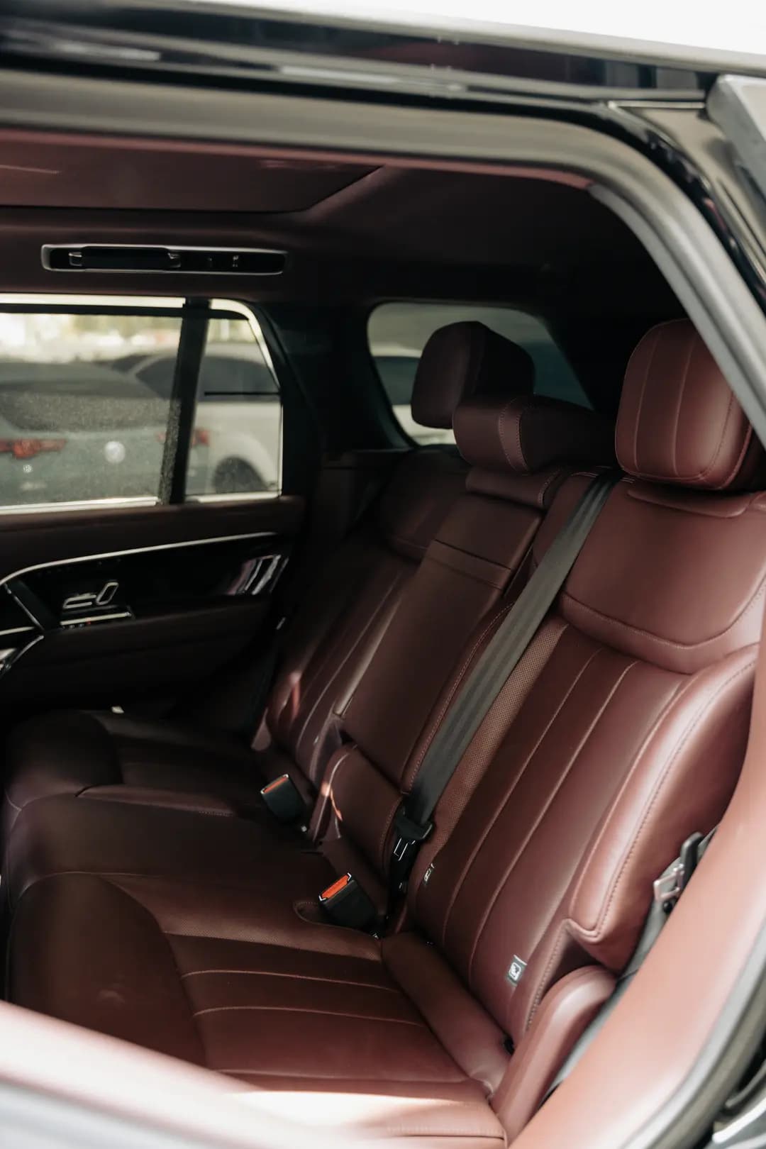 RAnge Rover Vogue HSE P530 2023 rental Dubai