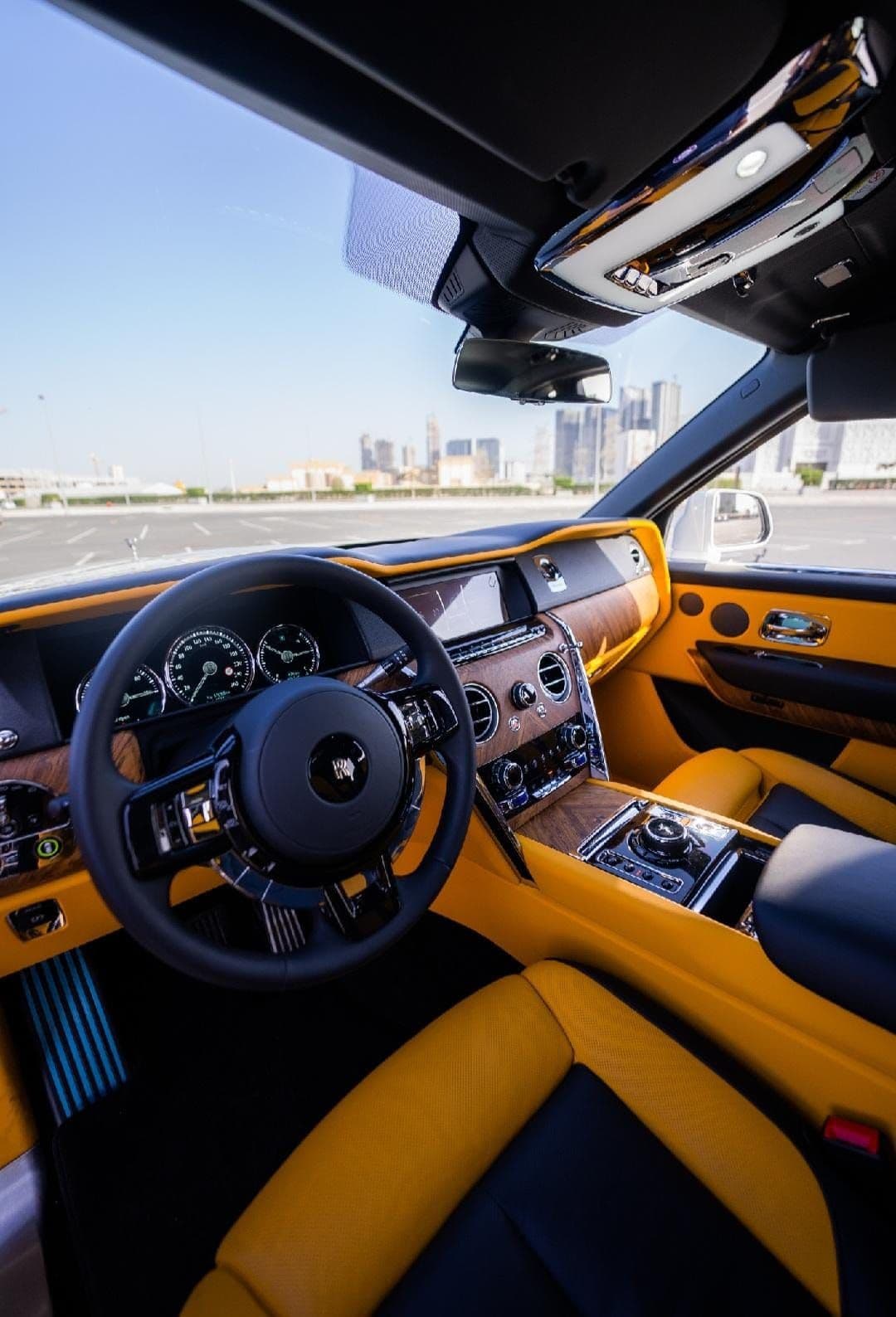 ROlls Royce Cullinan 2023 rental Dubai
