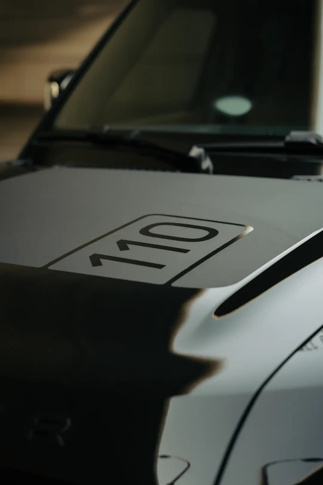 Land Rover Defender 110 Black Edition 2025
