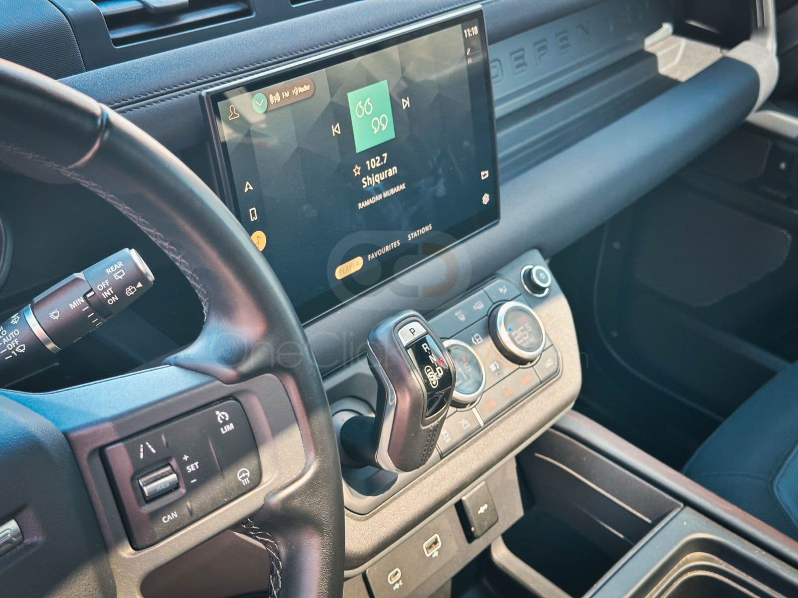 Land Rover DEFENDER X DYNAMIC V6 2023